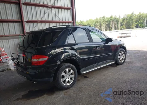 2006 Mercedes-Benz Ml 350 4Matic z USA, uszkodzony, nr VIN 4JGBB86E36A078095